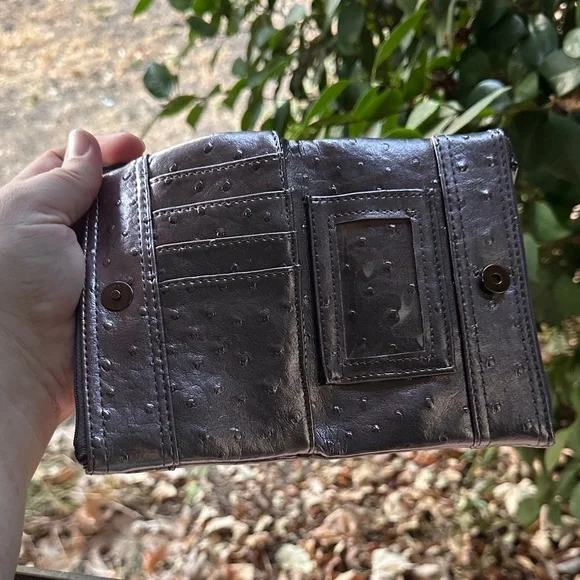 Steve Madden Shimmering Silver Wristlet - Picture 7 of 15